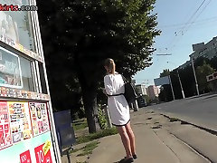Blonde with pony tail caught on sun forced mommy camera