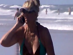 kesha grey hp porn milf beach spy jiggly tits 22, sexy milf boobs