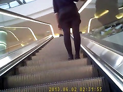 mia molkavana escalator 2