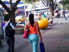 Nalgonas por la Ciudad 02