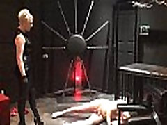 Ballbusting: findwanita ini di Electra destroys the balls of Andrea Diprè Ballbusting: findwanita ini di Electra destroys the balls of Andrea Diprè