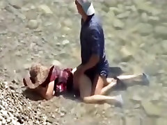 pori moni xxx banglaww captures a couple having wwwxxxtt video in the sea