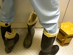 nlboots - wife fucks carpenter trousers and rubber boots