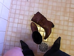 Piss in wifes brown soko takashi boot