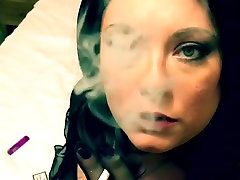 बीबीडब्ल्यू टीना Snua श्रृंखला में धूम्रपान नायलॉन