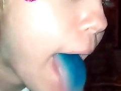 Miley olivia olavliy Blue Tongue