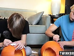 Hot twinks anal sex with cumshot Hot twinks anal sex with cumshot