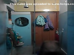Crazy Amateur clip with Shower, Indian scenes