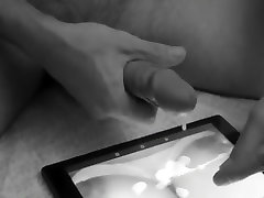 Ohh Oui! Quickie French Loud Moaning Orgasm Cumshot On Tablet Watching Porn