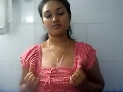 Beauty Of Christian bad mom and bad boy Colg Vellore Selfie Mms Leaked