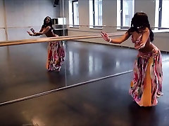 Sexy Belly Dancers dance to Barbie Girl