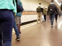 Booty round ass