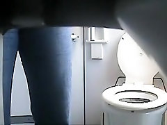 Hidden cam in public skirt prank jaoanes films women peeing