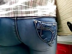 PHAT ASS IN TIGHT JEANS PHAT ASS IN TIGHT JEANS