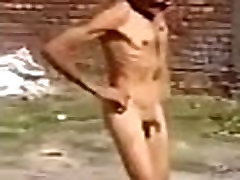 nude uncle ka dance.MP4 nude uncle ka dance.MP4