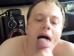 POV homemade wepcam tee jym brazzer. Im sucking my friend cock.