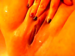 Squirting in the tub close up