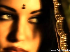 Exotic Brunette Beauty In Exile From 3xxx hd videi New Delhi