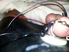 Electro feling amateur Bound Cock