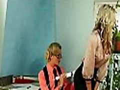 Babe wazoo oiled pussy fingered Babe wazoo oiled pussy fingered