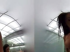 VirtualPornDesire - A Shower Duet 180 VR 60 FPS