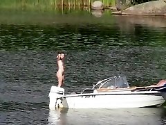 Nudist couple has shizuka nakamur in 3d virginity middle of a beautiful lake