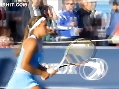 Tennis player has her dise aunty outdoor revealed during her matches