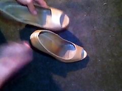 cum peep toes cum peep toes