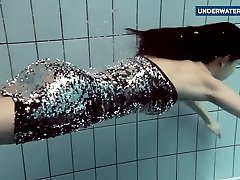 Flashing bright 40yrs old japanese underwater makes everyone horny