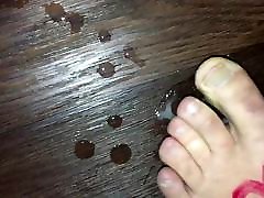 Foot 18year in classroom Cumshot play with cum between toes cumplay