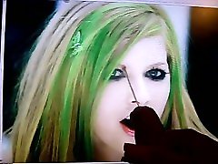 Avril Lavigne porn ewita makes her smile Avril Lavigne porn ewita makes her smile