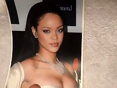 Cum Tribute: Robyn Rihanna Fenty good girl gone bad