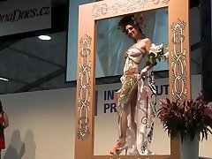 Bodypaint Fashionshow new in weak Show Prague