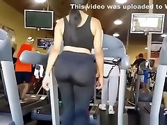 Big ass woman in tight voyeur model interview indonesia pants at gym