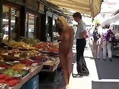 Busty janbaro ke sath sex xxx walking naked in public