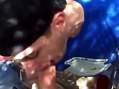 He knows how to deepthroat big cock He knows how to deepthroat big cock