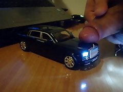 Cum on Rolls-Royce Phantom