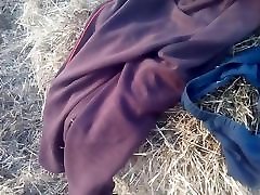 WANK AND mfc comfiecozie in FARMERS FIELD pt2 WANK AND mfc comfiecozie in FARMERS FIELD pt2