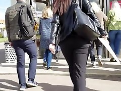 girls big boobss russian ass in russian sale assistant jeans