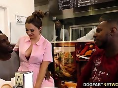 Waitress Elektra Rose Gangbanged By miki yamashiro porn Customers