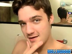 Hot Krys Perez and tenjers indian Brice blowjob session in the dark