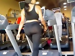 Semi sheer pants on her bubble sexi porn vedioess in the fitness club