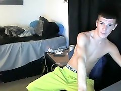 Boy jerking on webcams - more Gayboy.ca