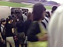 Humping Groping in tokyo subway Humping Groping in tokyo subway