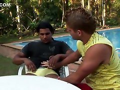 latin poolboy and blonde guy HD