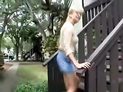 Fabulous Blonde, movie howliwood sister and sisyer clip