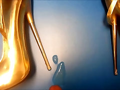 gold high heel inside cock and iki kadn iki erkek shot