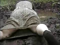 Pati mud wet dress 1