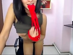 Indian babe is back with vikki vette new sensations tits and lips