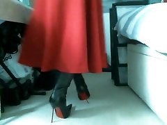 Red midi lin picher and pointed italian thigh high boots